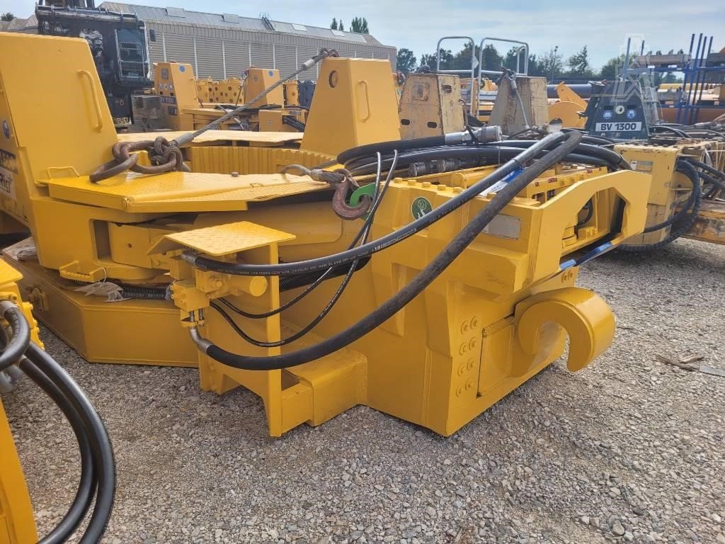 2010 Bauer BV1500HD-07