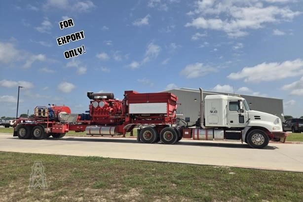 2010 Stewart & Stevenson 2251T Frac Pump Trailer