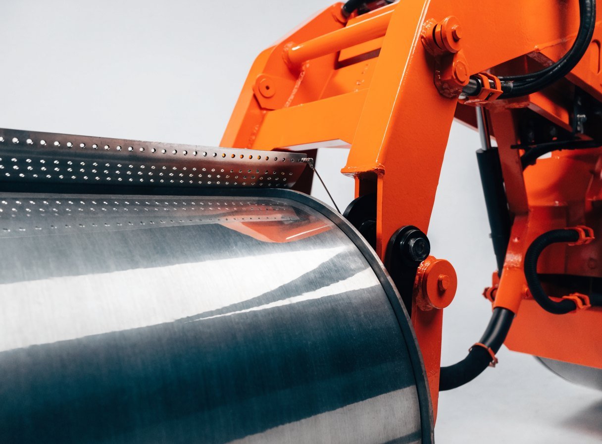 Hamm HD12 VV Compactor Roller photo 3